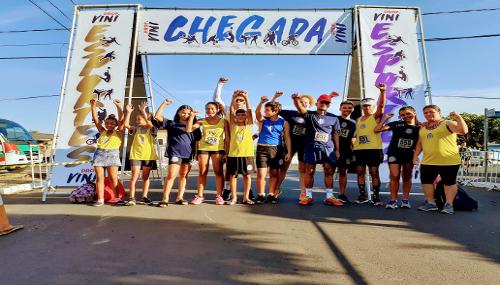 EQUIPE DE ATLETISMO PARTICIPA DE CIRCUITO REGIONAL